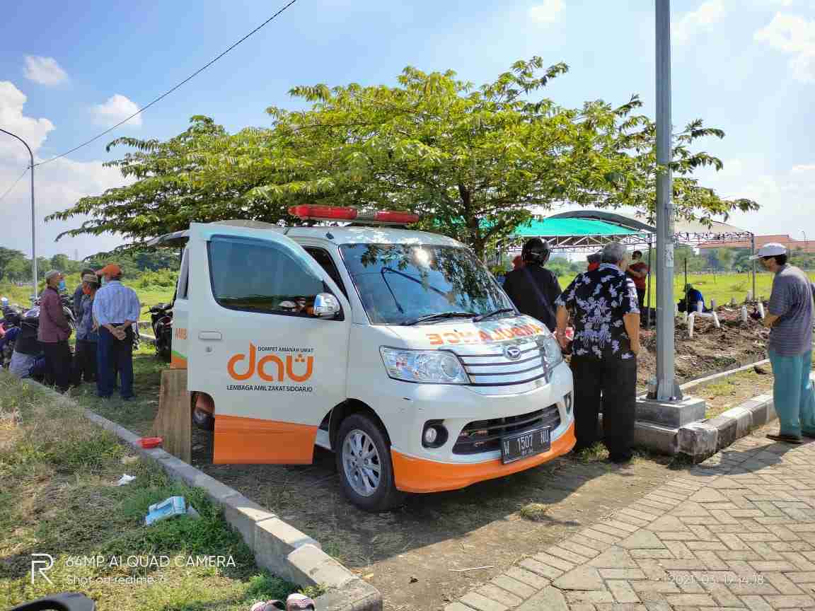 lazdau-Layanan Ambulance DAU
